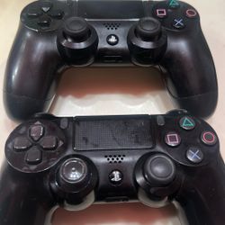 PS4 Controller 50$ Both