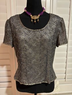 Women’s evening top