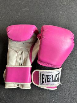 Everlast Pink Boxing Gloves – Pair – $20