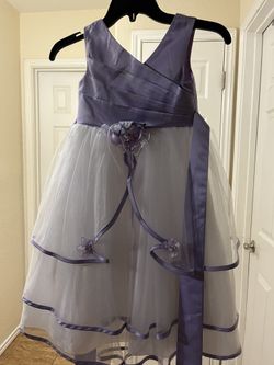 Little Girls Purple Dress Size 4 $10