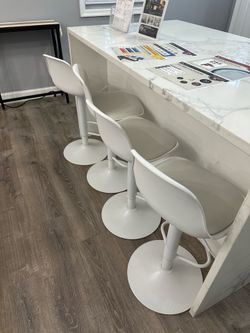 Kitchen bar stools