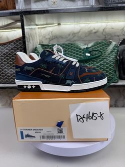Lv Trainers