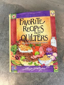 Louise Stoltzfus Favorite Recipes from Quilters Hardcover Cookbook 1992