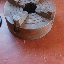 Four Jaw Lathe Chuck