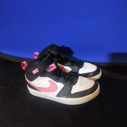 Girls Nike Court Borough Mid 2 (Size 2Y)