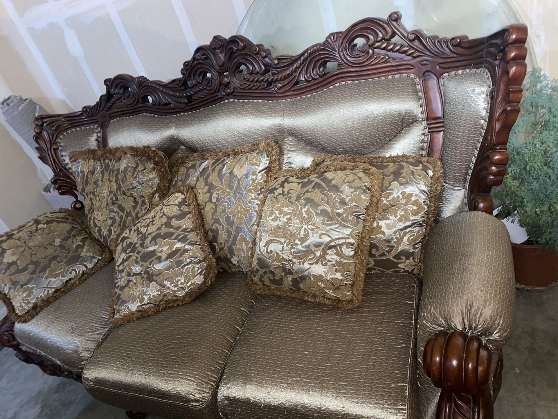 Beautiful Traditional $180 Furniture Pickup Folsom On Esplanade Circle