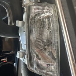 Single H4 Bulb EDM Headlight (ZC) And Corner lights