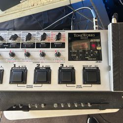 Korg ToneWorks AX1500G guitar processor