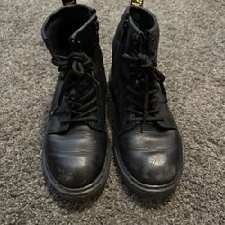 Size 3 Doc marten boots 