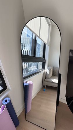 Floor mirror
