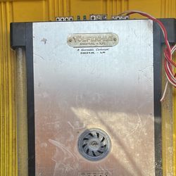 Volfenhag 1200 Watt Amp