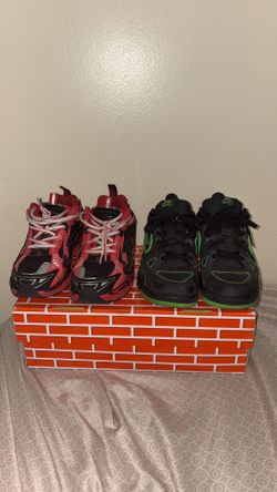 Trade or make offer 2 off whites (description)