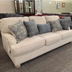07C1G02*__ Comfort Sofa And Loveseat, Benchcraft Linen Collection * Brand New * In Stock*P a y  E a s i l y