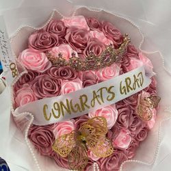 Graduation Eternal Bouquet 35 Count