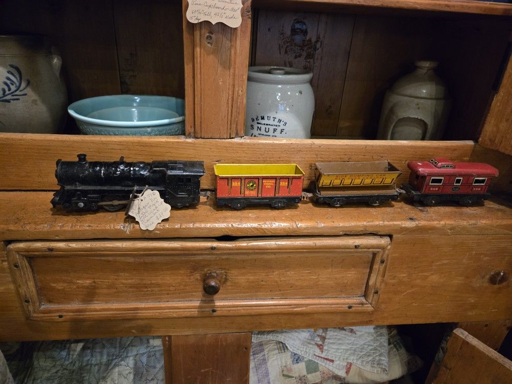 Antique Marx Tin 4pc Wind Up Train Set
