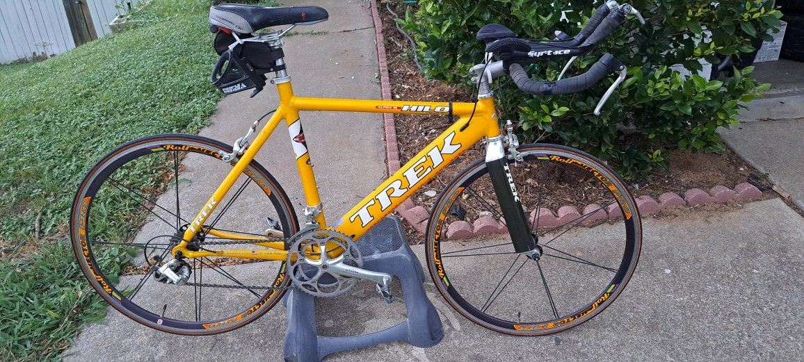 2000 Trek Hilo for Sale in Del Valle, TX - OfferUp