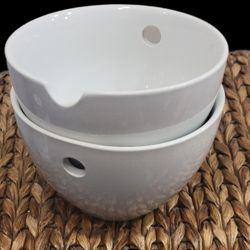 Noodle Bowls White With Chopstick Rests TWO BOWLS