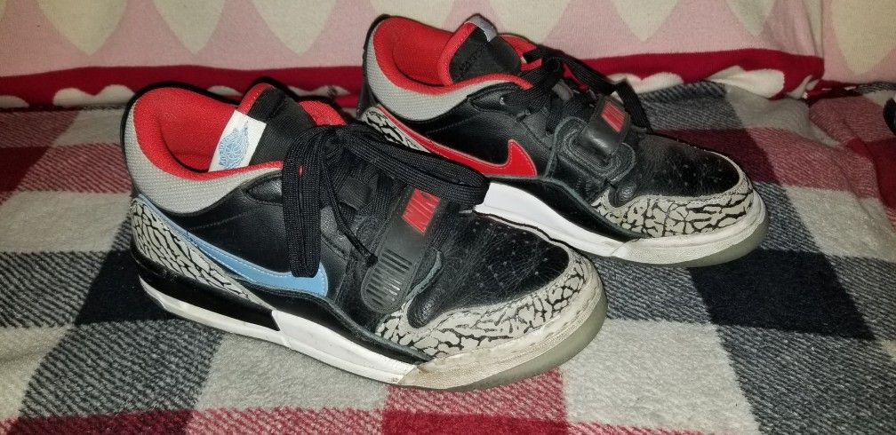 Kids Jordan Retro Size 7