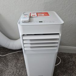 Vissani 6,000 BTU Portable AC (barely used) 