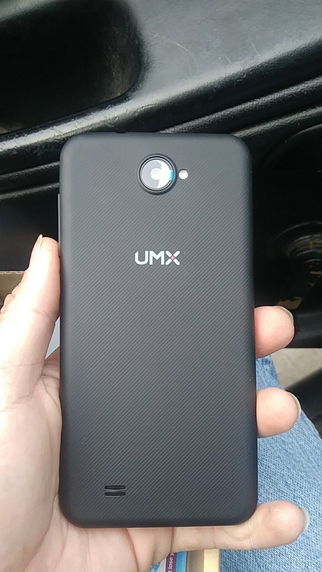 Umx cell phone