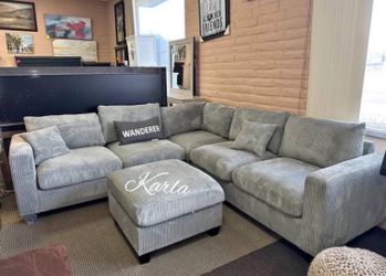 Beautiful! Sectional sofa with ottoman
