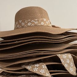 Hats, Cuadros, Adornos