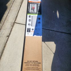 Andersen
36 in. x 80 in. LuminAire Black for Single Entry Door 32 in.-36 in. Universal Handed Aluminum Retractable Screen Door