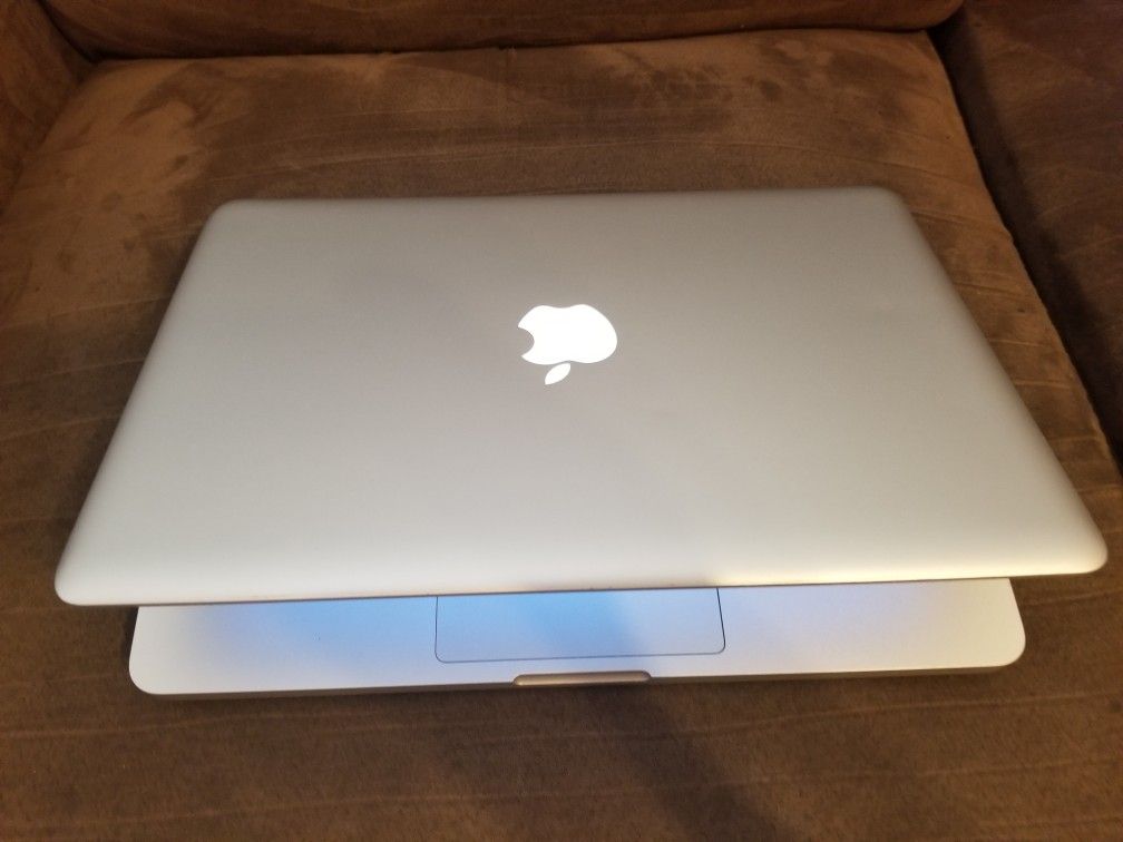 *Wow* Powerful Beast MacBook Pro 13" 2012 1.5 video ram.