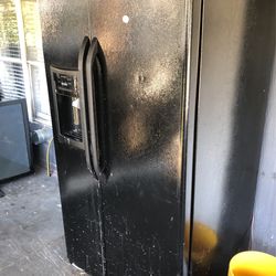 rifeegerator funciona bien lo vendo por que compre uno nuevo