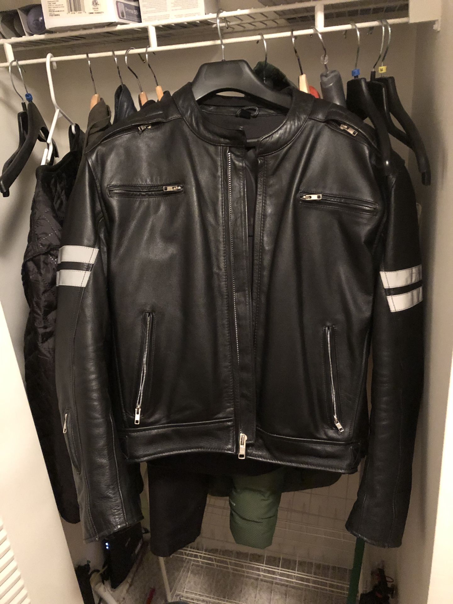 Motorcycle jacket