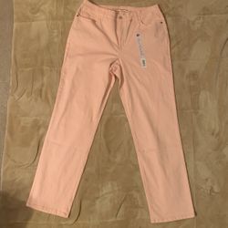 Gloria Vanderbilt Light Pink Short 14 