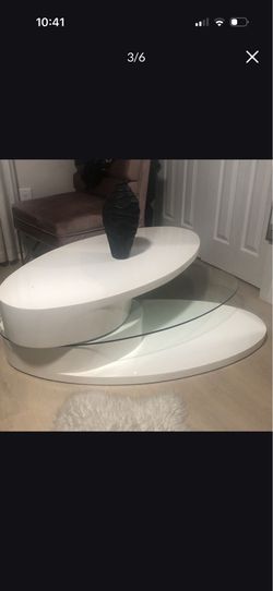 White swivel coffee table