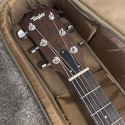 Taylor Academy 12e Acoustic Guitar 