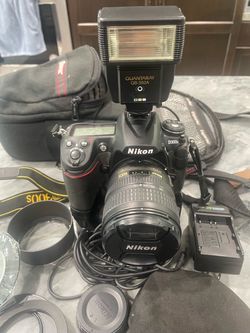 Nikon D300S DSLR Camera + 18-200mm VR Lens – Memory Card, Flash & Accessories