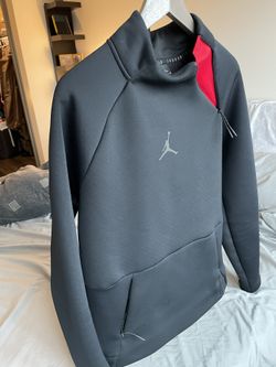 Premium Medium Jordan Sweatshirt - Lightly Used