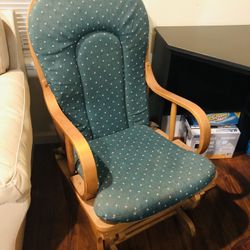 Rocking Chair With Ottoman