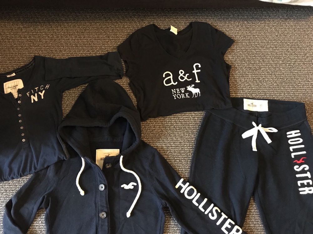 GREAT Women Hollister And Abercrombie & Fitch Sweatshirt Hoodie Jacket Track Pants Top Long Sleeves Short T-shirt