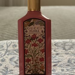 GUCCI Flora Gorgeous Gardenia 