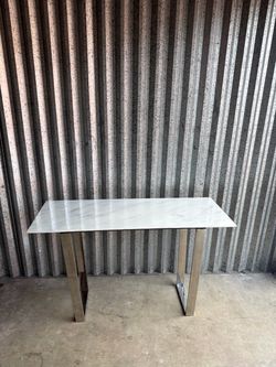 Modern Marble-Look Console Table – Chrome Base – 48”