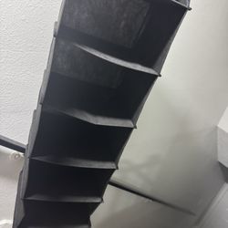 Adjustable hanging 6 cube organizer