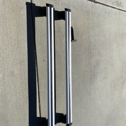 Audi - Crossbars (used once)