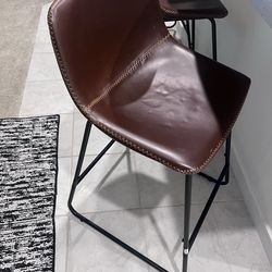 3 bar stools
