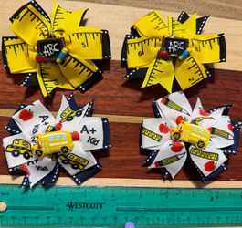 Back to School Bows / Moños de Niña