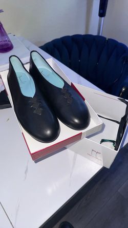 Thierry Rabotin Black Leather Flats
