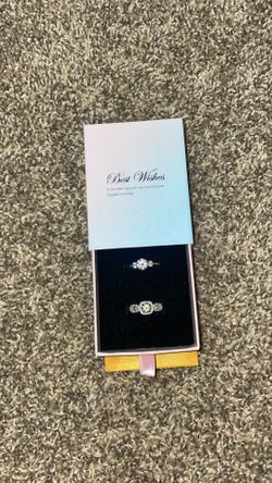 Mossinite Women’s Engagement rings 