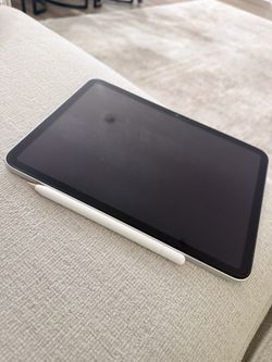 iPad (10th Gen)