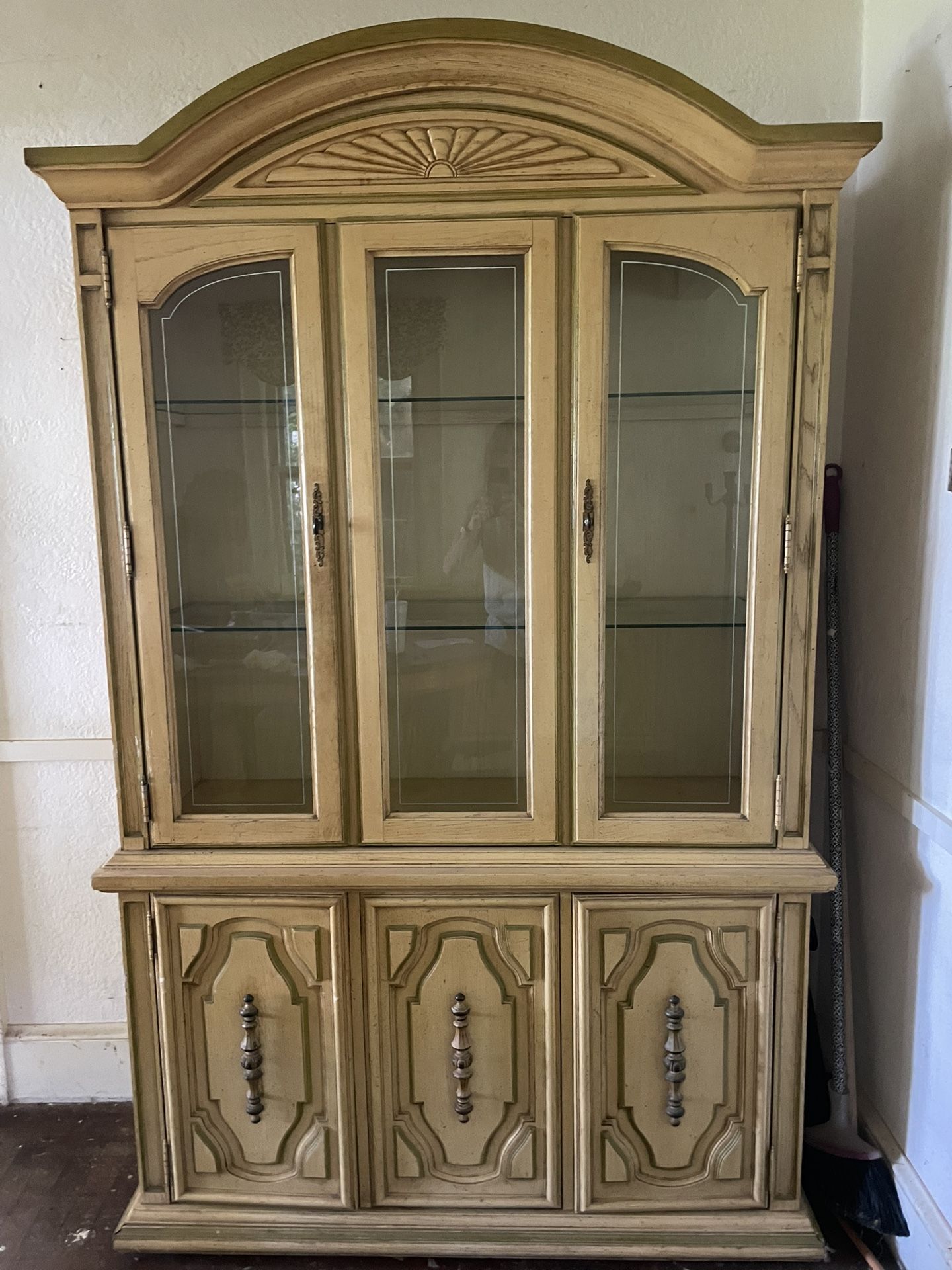 Dining Room Hutch And Side Table