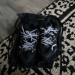 Balenciaga Tracks
