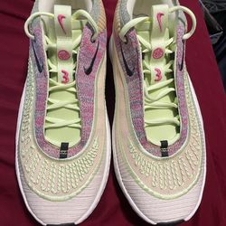 Nike Cosmic Unity 3 size 12 Men’s