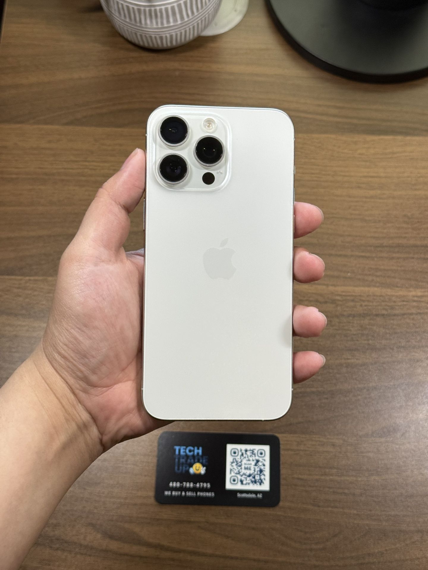 iPhone 15 Pro Max 256Gb White π€ Unlocked